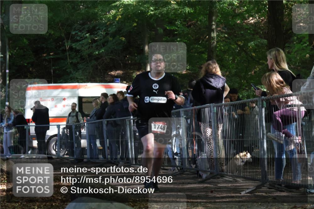 28.09.2025 - 33. Volkslauf durch das schöne Alstertal Strokosch-Dieckow http://msf.ph/oto/8954696 28.09.2025 12:43:29 Ziel 1748 meine-sportfotos.de