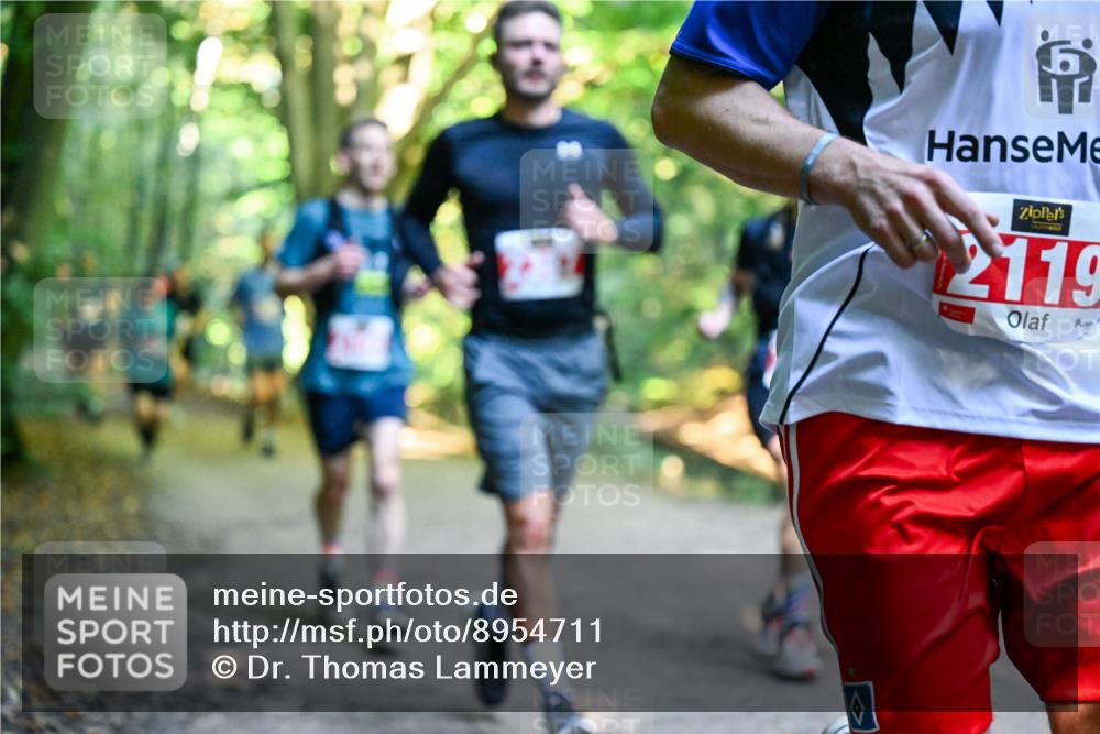 28.09.2025 - 33. Volkslauf durch das schöne Alstertal Dr. Thomas Lammeyer http://msf.ph/oto/8954711 28.09.2025 10:39:32 Laufen 2119 meine-sportfotos.de