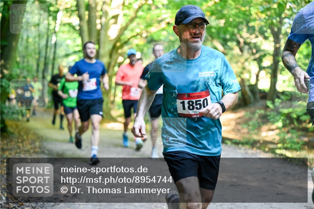 28.09.2025 - 33. Volkslauf durch das schöne Alstertal Dr. Thomas Lammeyer http://msf.ph/oto/8954744 28.09.2025 10:39:37 Laufen 32, 1850 meine-sportfotos.de