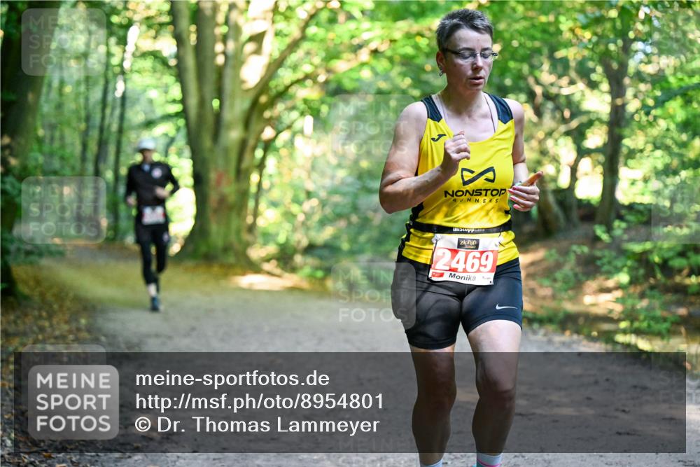 28.09.2025 - 33. Volkslauf durch das schöne Alstertal Dr. Thomas Lammeyer http://msf.ph/oto/8954801 28.09.2025 10:39:46 Laufen 2469 meine-sportfotos.de
