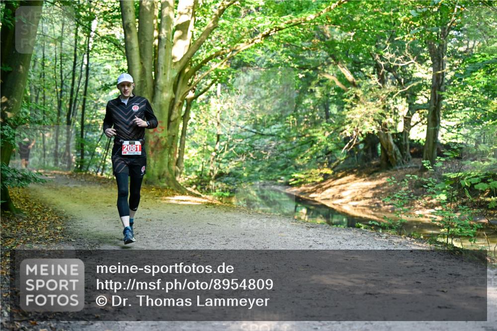 28.09.2025 - 33. Volkslauf durch das schöne Alstertal Dr. Thomas Lammeyer http://msf.ph/oto/8954809 28.09.2025 10:39:47 Laufen 2081 meine-sportfotos.de