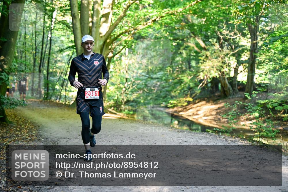 28.09.2025 - 33. Volkslauf durch das schöne Alstertal Dr. Thomas Lammeyer http://msf.ph/oto/8954812 28.09.2025 10:39:48 Laufen 2081 meine-sportfotos.de