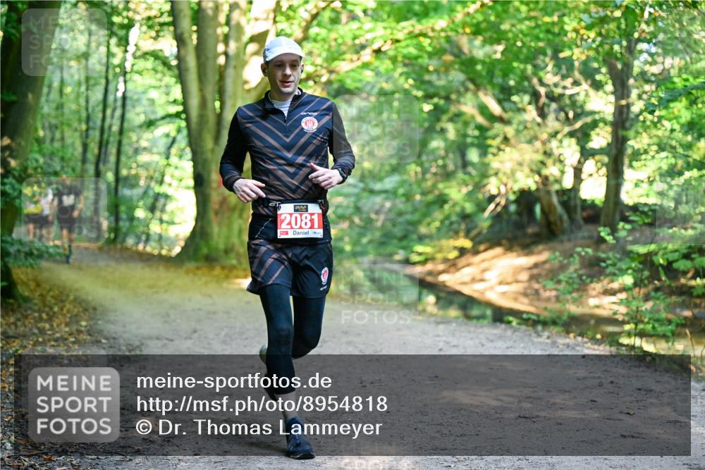 28.09.2025 - 33. Volkslauf durch das schöne Alstertal Dr. Thomas Lammeyer http://msf.ph/oto/8954818 28.09.2025 10:39:49 Laufen 2081 meine-sportfotos.de