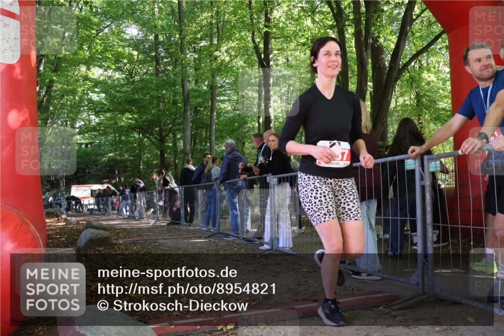 28.09.2025 - 33. Volkslauf durch das schöne Alstertal Strokosch-Dieckow http://msf.ph/oto/8954821 28.09.2025 12:44:00 Ziel  meine-sportfotos.de