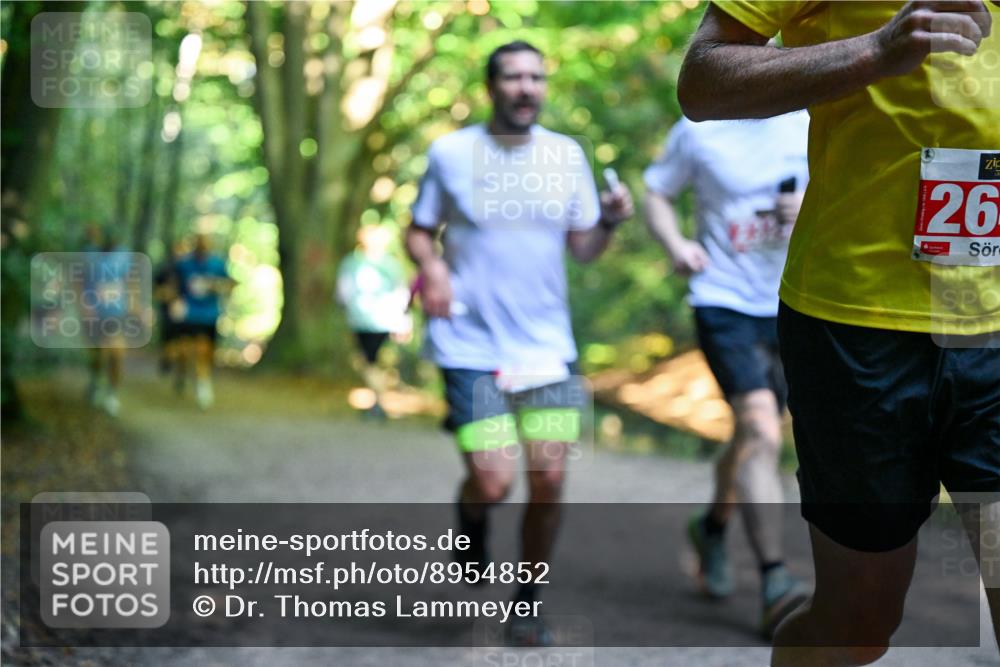 28.09.2025 - 33. Volkslauf durch das schöne Alstertal Dr. Thomas Lammeyer http://msf.ph/oto/8954852 28.09.2025 10:39:58 Laufen 26 meine-sportfotos.de