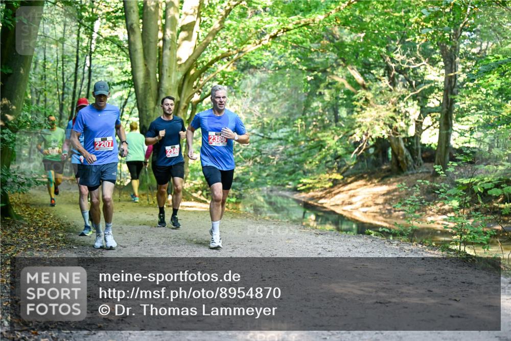 28.09.2025 - 33. Volkslauf durch das schöne Alstertal Dr. Thomas Lammeyer http://msf.ph/oto/8954870 28.09.2025 10:40:01 Laufen 2207, 2386 meine-sportfotos.de