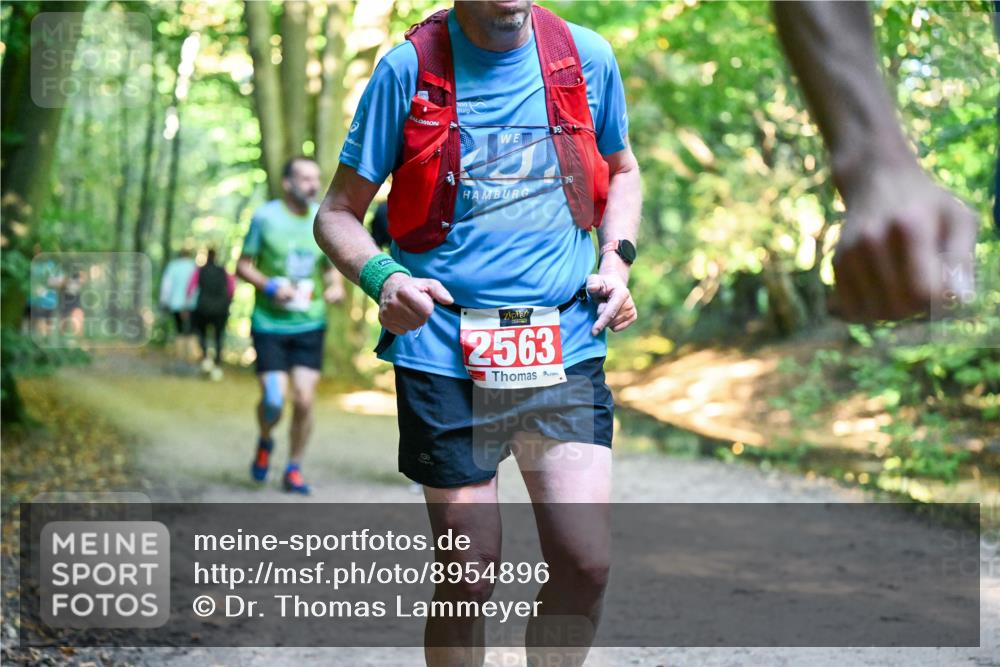 28.09.2025 - 33. Volkslauf durch das schöne Alstertal Dr. Thomas Lammeyer http://msf.ph/oto/8954896 28.09.2025 10:40:04 Laufen 2563 meine-sportfotos.de