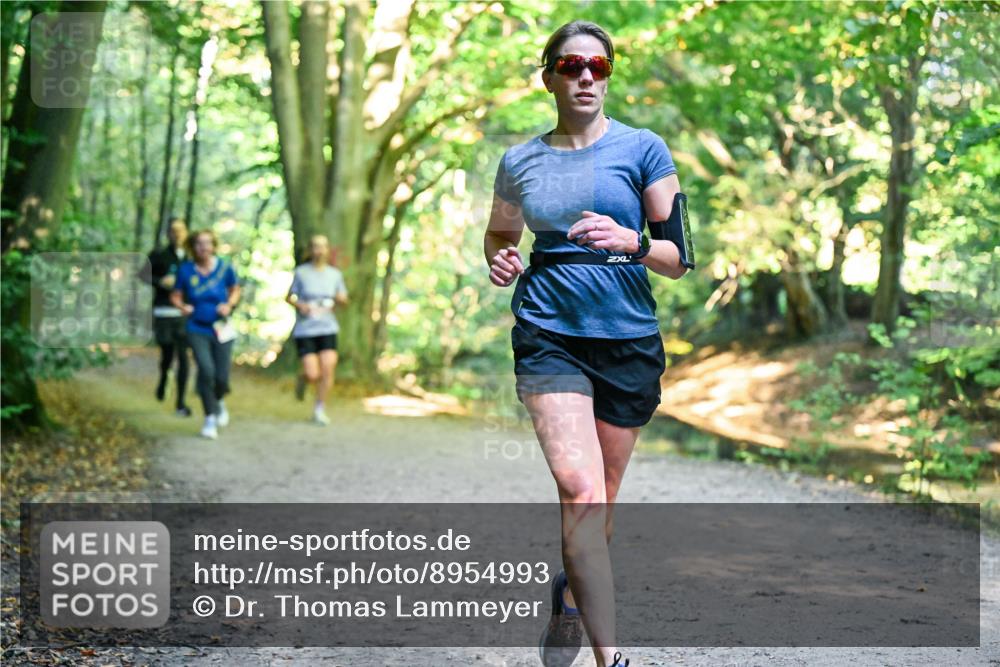 28.09.2025 - 33. Volkslauf durch das schöne Alstertal Dr. Thomas Lammeyer http://msf.ph/oto/8954993 28.09.2025 10:40:24 Laufen  meine-sportfotos.de