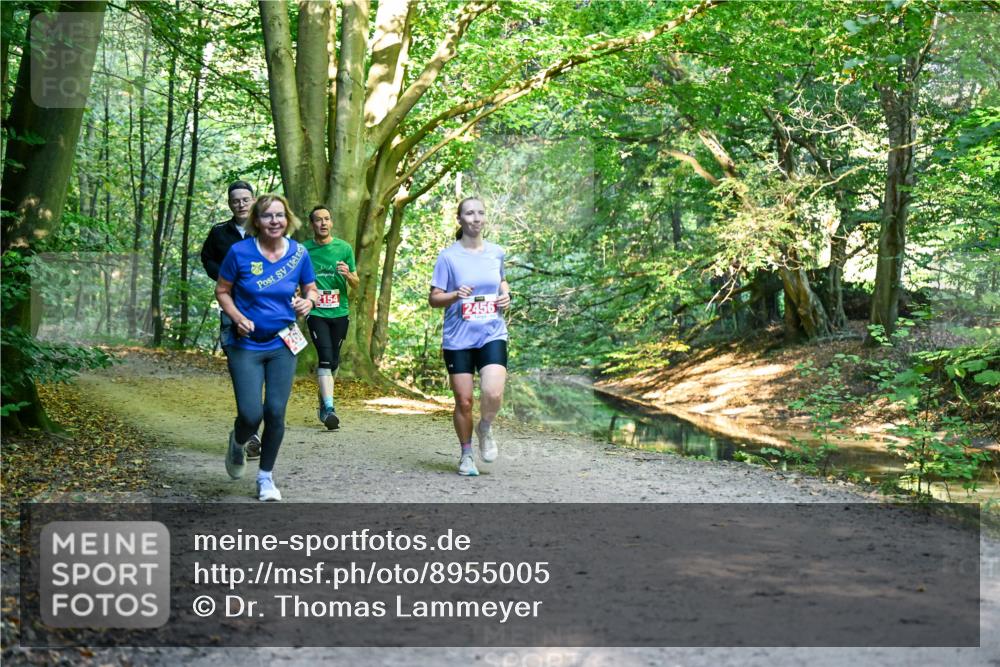 28.09.2025 - 33. Volkslauf durch das schöne Alstertal Dr. Thomas Lammeyer http://msf.ph/oto/8955005 28.09.2025 10:40:26 Laufen 2154, 2456 meine-sportfotos.de