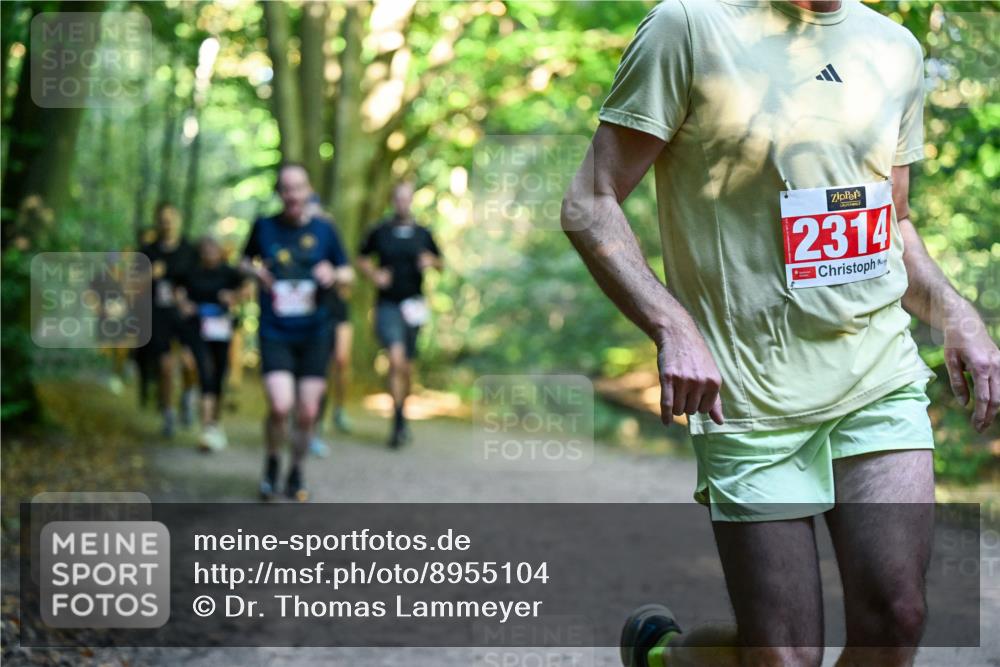 28.09.2025 - 33. Volkslauf durch das schöne Alstertal Dr. Thomas Lammeyer http://msf.ph/oto/8955104 28.09.2025 10:40:44 Laufen 2314 meine-sportfotos.de