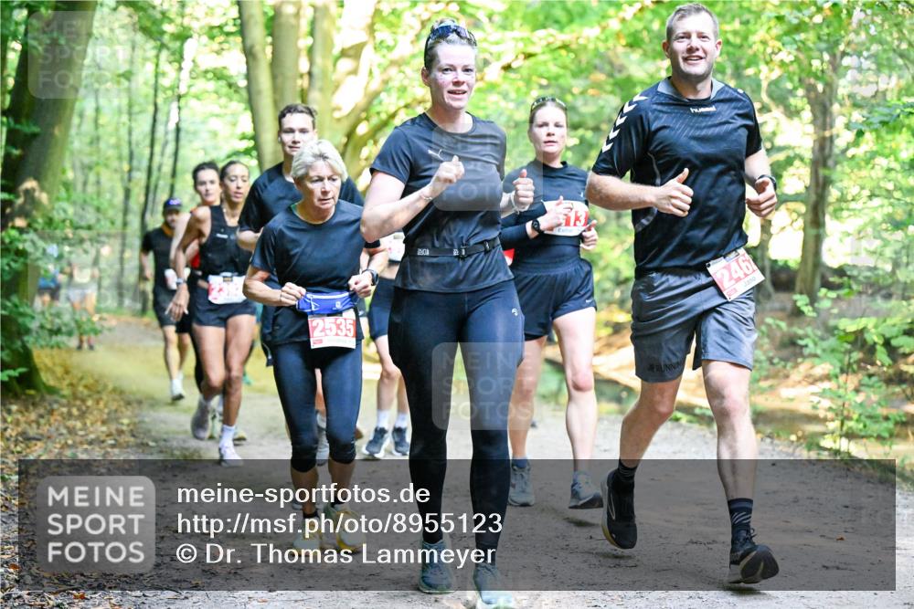 28.09.2025 - 33. Volkslauf durch das schöne Alstertal Dr. Thomas Lammeyer http://msf.ph/oto/8955123 28.09.2025 10:40:46 Laufen 2535, 280, 13, 246 meine-sportfotos.de
