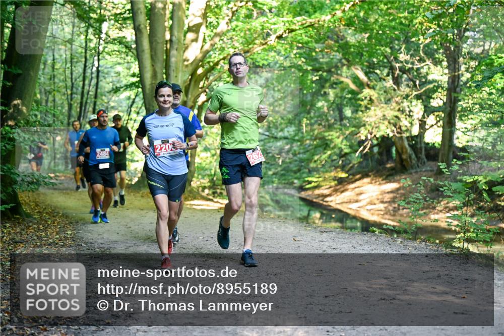 28.09.2025 - 33. Volkslauf durch das schöne Alstertal Dr. Thomas Lammeyer http://msf.ph/oto/8955189 28.09.2025 10:40:57 Laufen 2484, 220 meine-sportfotos.de