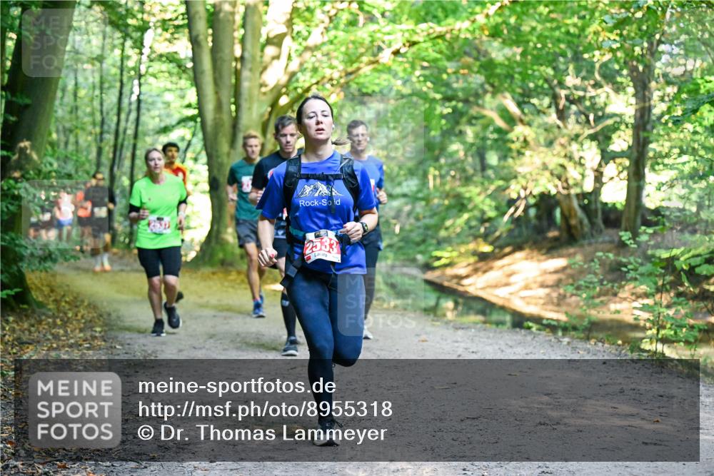 28.09.2025 - 33. Volkslauf durch das schöne Alstertal Dr. Thomas Lammeyer http://msf.ph/oto/8955318 28.09.2025 10:41:18 Laufen  meine-sportfotos.de