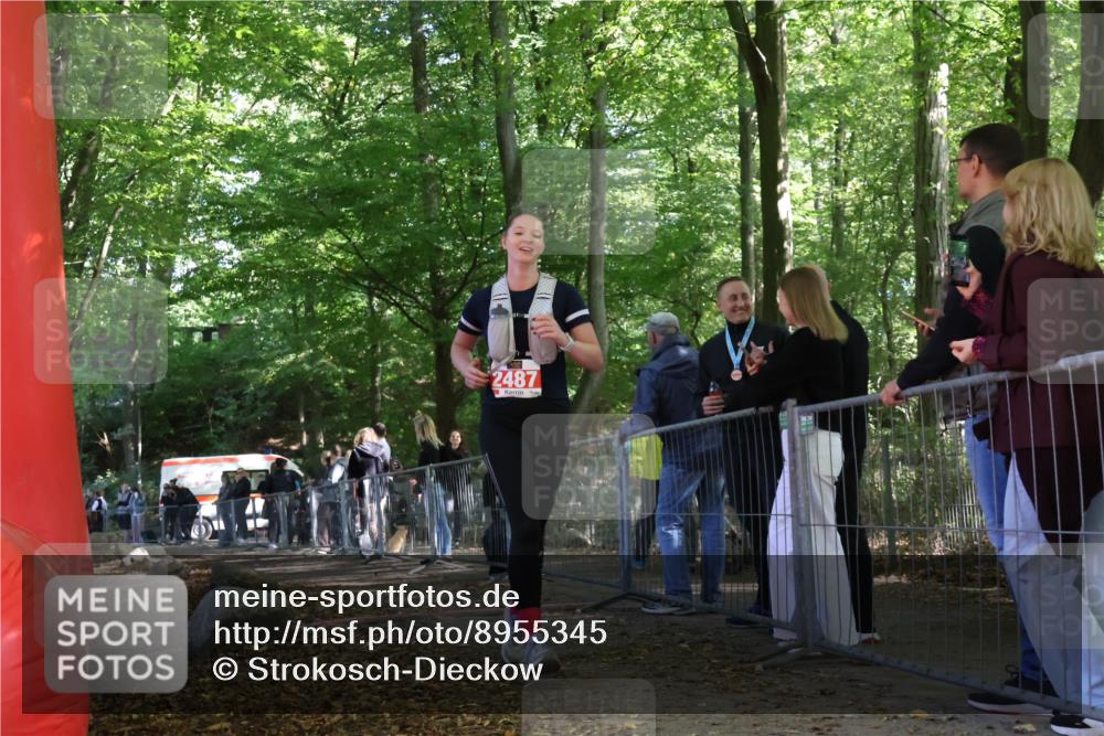 28.09.2025 - 33. Volkslauf durch das schöne Alstertal Strokosch-Dieckow http://msf.ph/oto/8955345 28.09.2025 12:46:51 Ziel 2487 meine-sportfotos.de