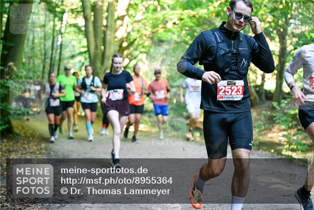 28.09.2025 - 33. Volkslauf durch das schöne Alstertal Dr. Thomas Lammeyer http://msf.ph/oto/8955364 28.09.2025 10:41:25 Laufen 2523 meine-sportfotos.de