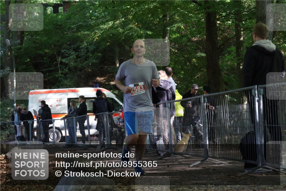 28.09.2025 - 33. Volkslauf durch das schöne Alstertal Strokosch-Dieckow http://msf.ph/oto/8955365 28.09.2025 12:47:03 Ziel 2583 meine-sportfotos.de