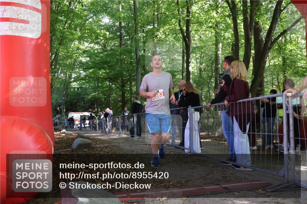 28.09.2025 - 33. Volkslauf durch das schöne Alstertal Strokosch-Dieckow http://msf.ph/oto/8955420 28.09.2025 12:47:06 Ziel 2583 meine-sportfotos.de