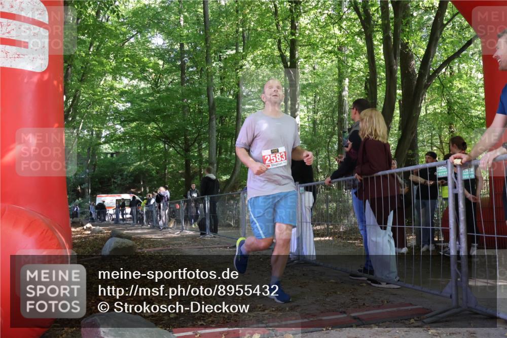28.09.2025 - 33. Volkslauf durch das schöne Alstertal Strokosch-Dieckow http://msf.ph/oto/8955432 28.09.2025 12:47:07 Ziel  meine-sportfotos.de