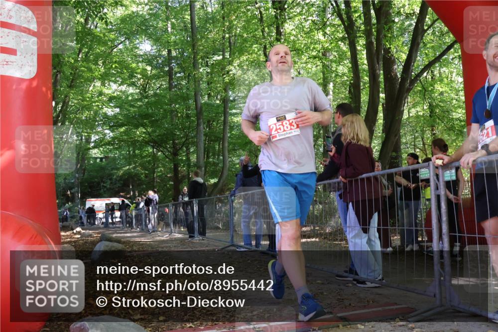 28.09.2025 - 33. Volkslauf durch das schöne Alstertal Strokosch-Dieckow http://msf.ph/oto/8955442 28.09.2025 12:47:07 Ziel  meine-sportfotos.de
