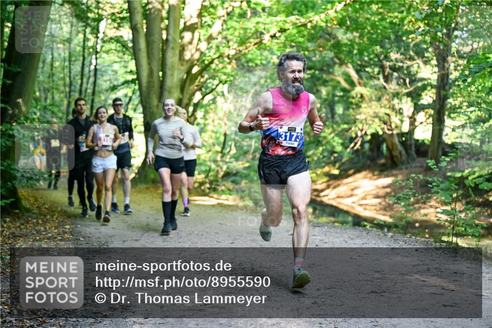 28.09.2025 - 33. Volkslauf durch das schöne Alstertal Dr. Thomas Lammeyer http://msf.ph/oto/8955590 28.09.2025 10:42:05 Laufen 3173 meine-sportfotos.de