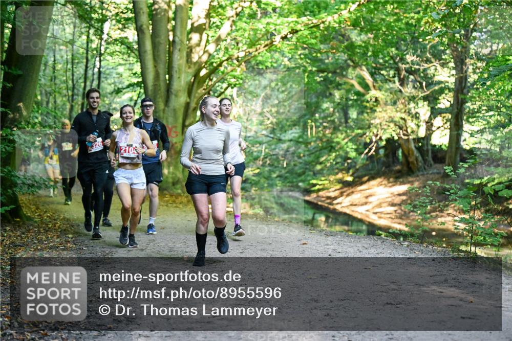 28.09.2025 - 33. Volkslauf durch das schöne Alstertal Dr. Thomas Lammeyer http://msf.ph/oto/8955596 28.09.2025 10:42:06 Laufen 2104 meine-sportfotos.de
