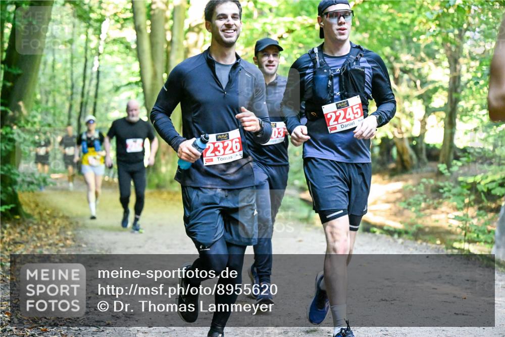 28.09.2025 - 33. Volkslauf durch das schöne Alstertal Dr. Thomas Lammeyer http://msf.ph/oto/8955620 28.09.2025 10:42:09 Laufen 2326, 03, 2245 meine-sportfotos.de