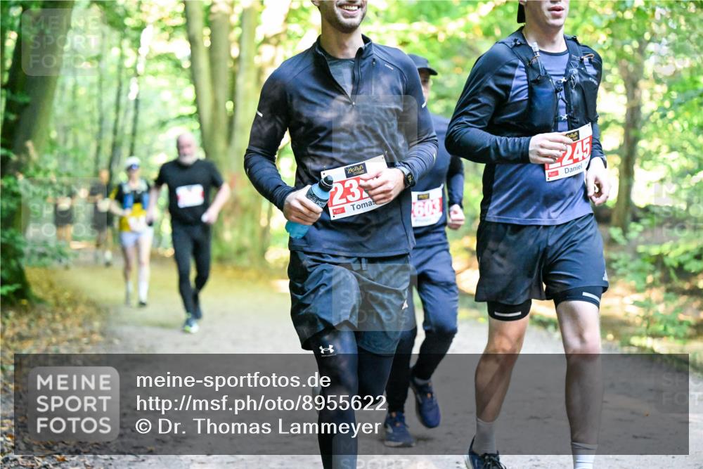 28.09.2025 - 33. Volkslauf durch das schöne Alstertal Dr. Thomas Lammeyer http://msf.ph/oto/8955622 28.09.2025 10:42:09 Laufen 23, 245 meine-sportfotos.de