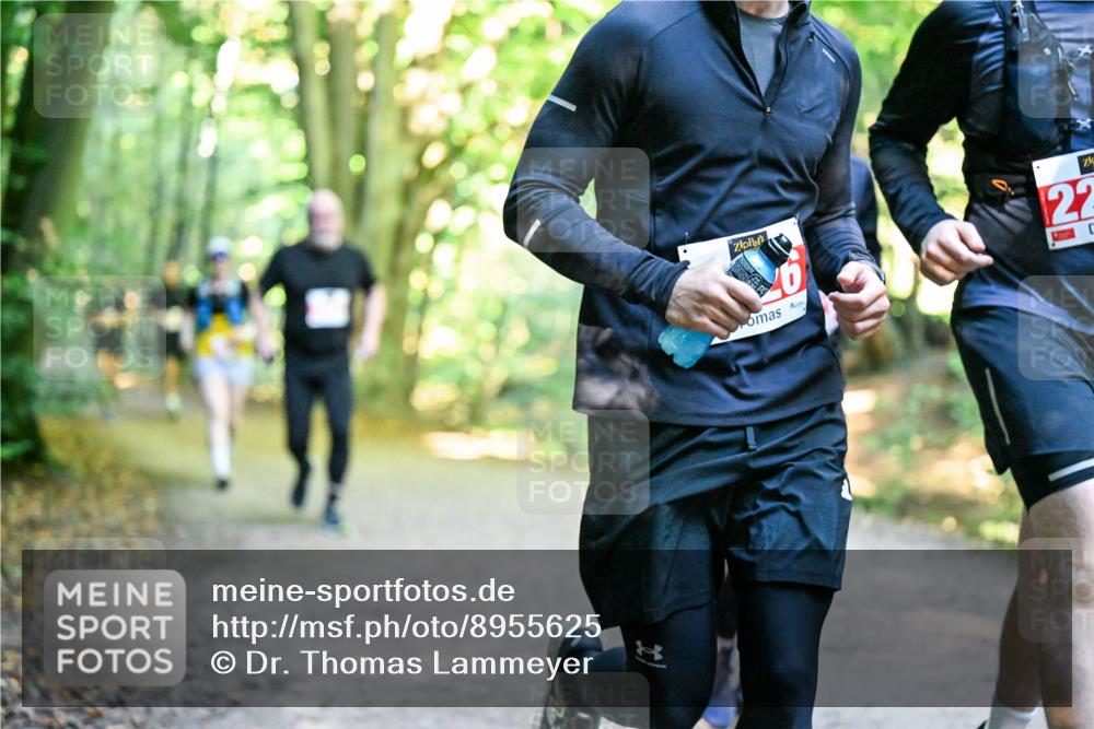 28.09.2025 - 33. Volkslauf durch das schöne Alstertal Dr. Thomas Lammeyer http://msf.ph/oto/8955625 28.09.2025 10:42:10 Laufen 22 meine-sportfotos.de