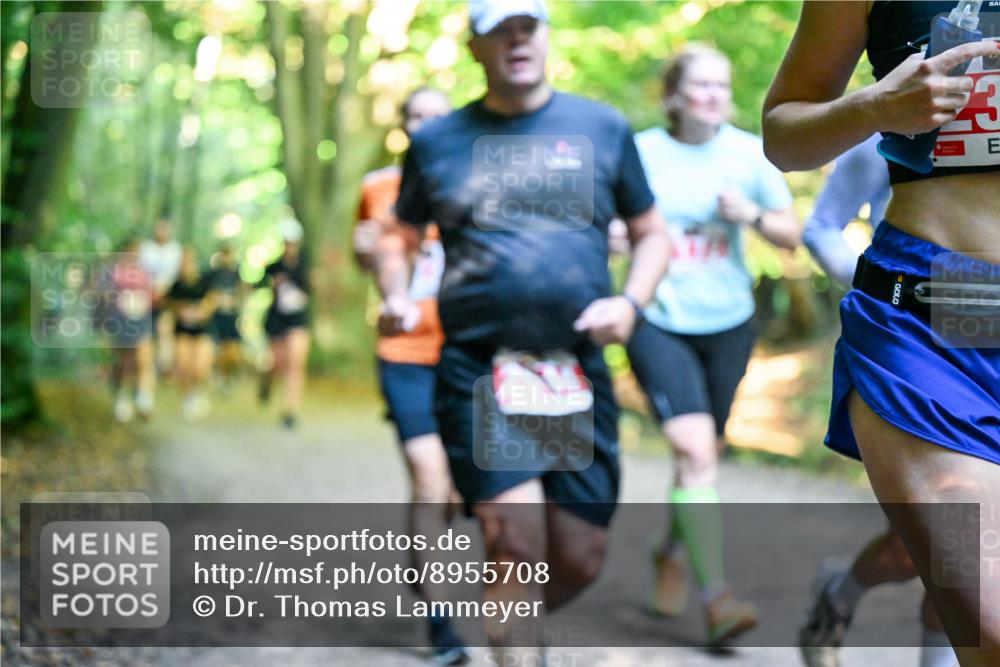 28.09.2025 - 33. Volkslauf durch das schöne Alstertal Dr. Thomas Lammeyer http://msf.ph/oto/8955708 28.09.2025 10:42:24 Laufen 23 meine-sportfotos.de