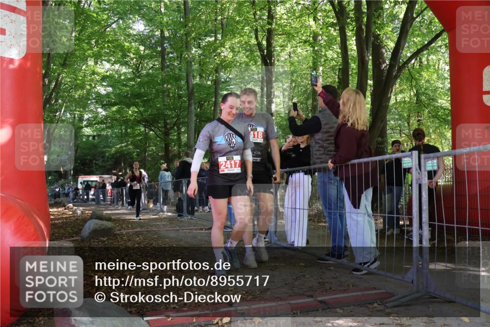 28.09.2025 - 33. Volkslauf durch das schöne Alstertal Strokosch-Dieckow http://msf.ph/oto/8955717 28.09.2025 12:47:50 Ziel 2100, 2244 meine-sportfotos.de
