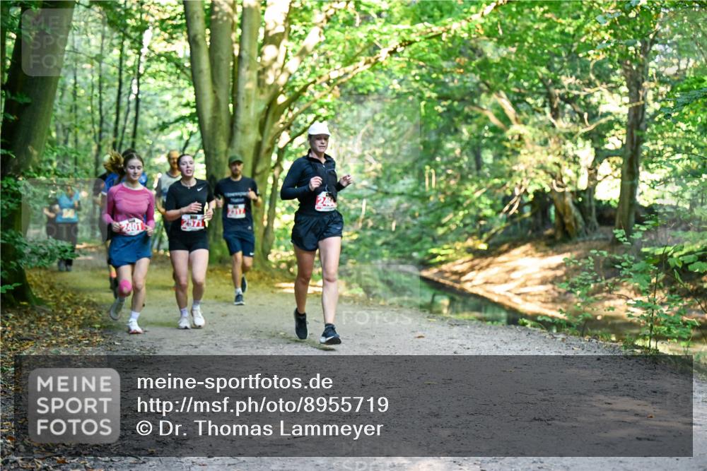 28.09.2025 - 33. Volkslauf durch das schöne Alstertal Dr. Thomas Lammeyer http://msf.ph/oto/8955719 28.09.2025 10:42:26 Laufen 2401 meine-sportfotos.de