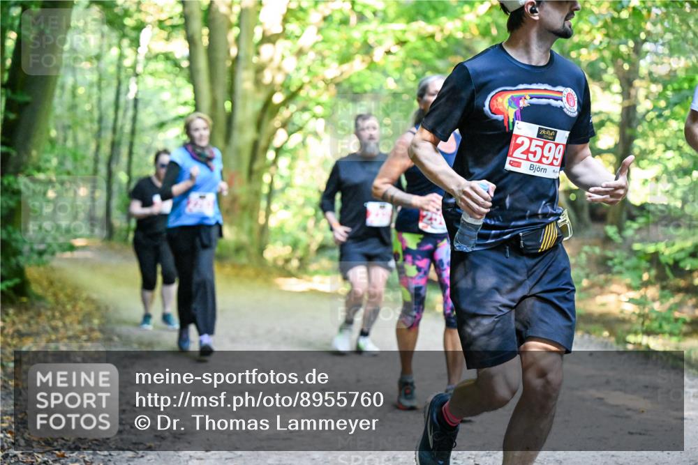 28.09.2025 - 33. Volkslauf durch das schöne Alstertal Dr. Thomas Lammeyer http://msf.ph/oto/8955760 28.09.2025 10:42:32 Laufen 2599 meine-sportfotos.de
