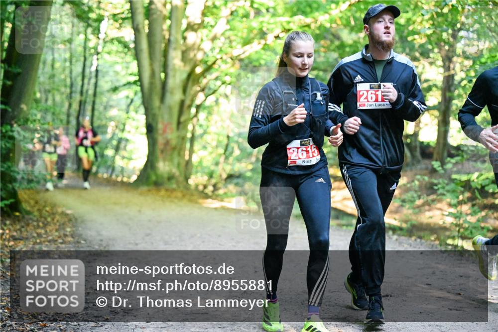 28.09.2025 - 33. Volkslauf durch das schöne Alstertal Dr. Thomas Lammeyer http://msf.ph/oto/8955881 28.09.2025 10:43:01 Laufen 2615, 261 meine-sportfotos.de
