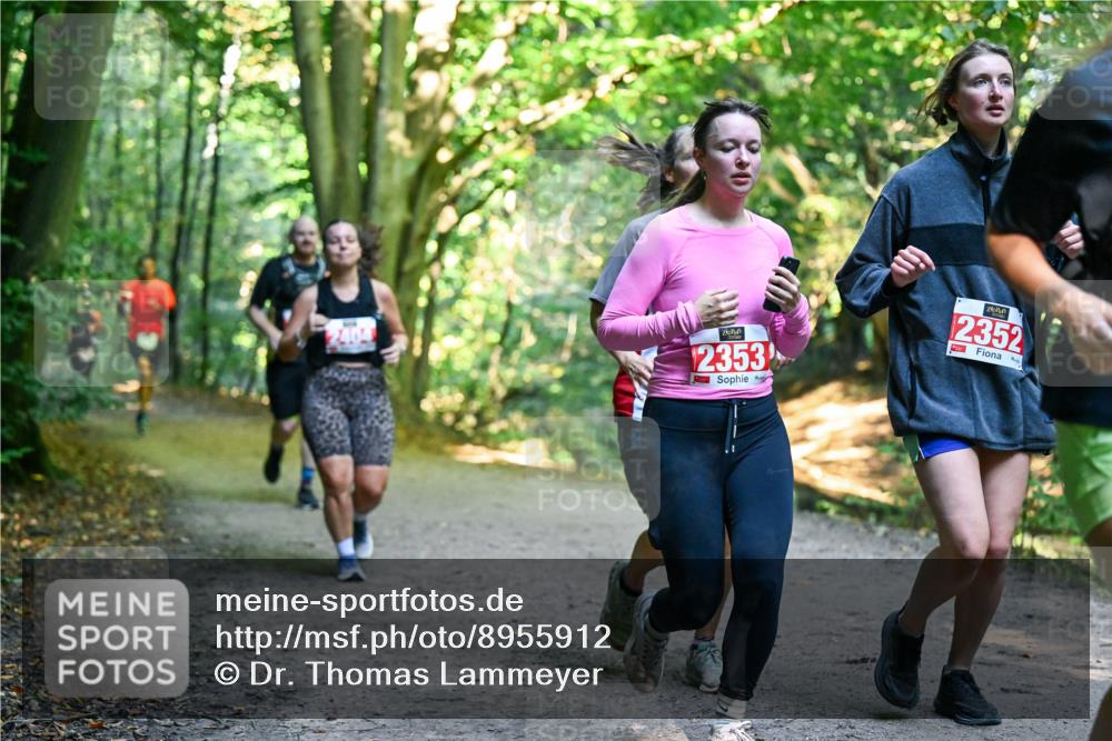 28.09.2025 - 33. Volkslauf durch das schöne Alstertal Dr. Thomas Lammeyer http://msf.ph/oto/8955912 28.09.2025 10:43:09 Laufen 2353, 2352 meine-sportfotos.de