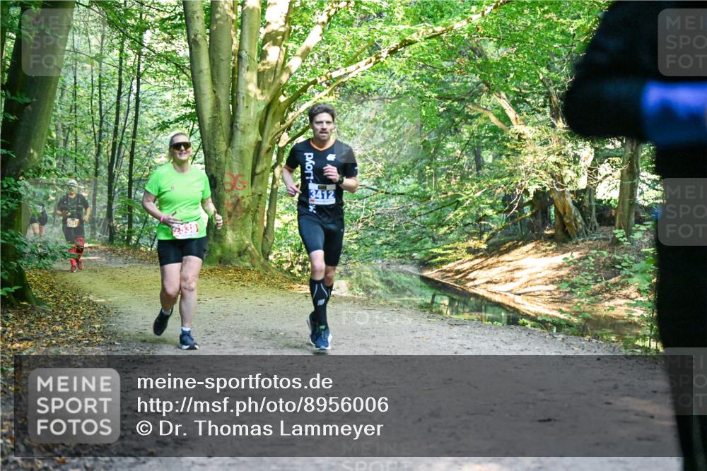 28.09.2025 - 33. Volkslauf durch das schöne Alstertal Dr. Thomas Lammeyer http://msf.ph/oto/8956006 28.09.2025 10:43:30 Laufen  meine-sportfotos.de