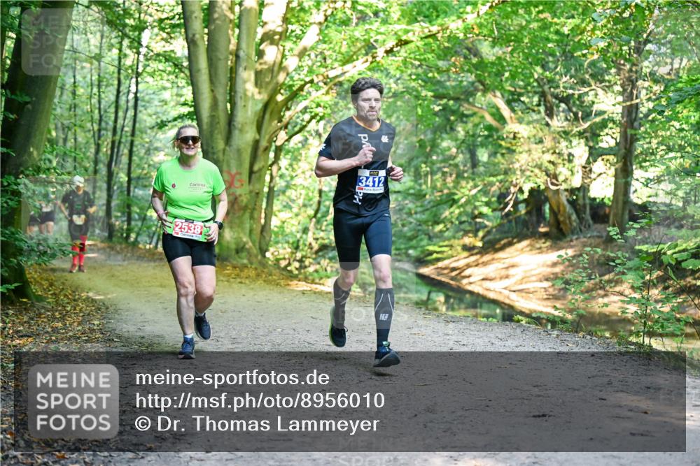 28.09.2025 - 33. Volkslauf durch das schöne Alstertal Dr. Thomas Lammeyer http://msf.ph/oto/8956010 28.09.2025 10:43:30 Laufen 3412, 2538 meine-sportfotos.de