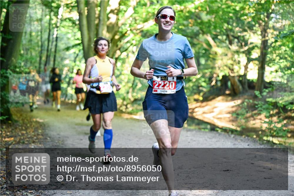 28.09.2025 - 33. Volkslauf durch das schöne Alstertal Dr. Thomas Lammeyer http://msf.ph/oto/8956050 28.09.2025 10:43:39 Laufen 2220 meine-sportfotos.de