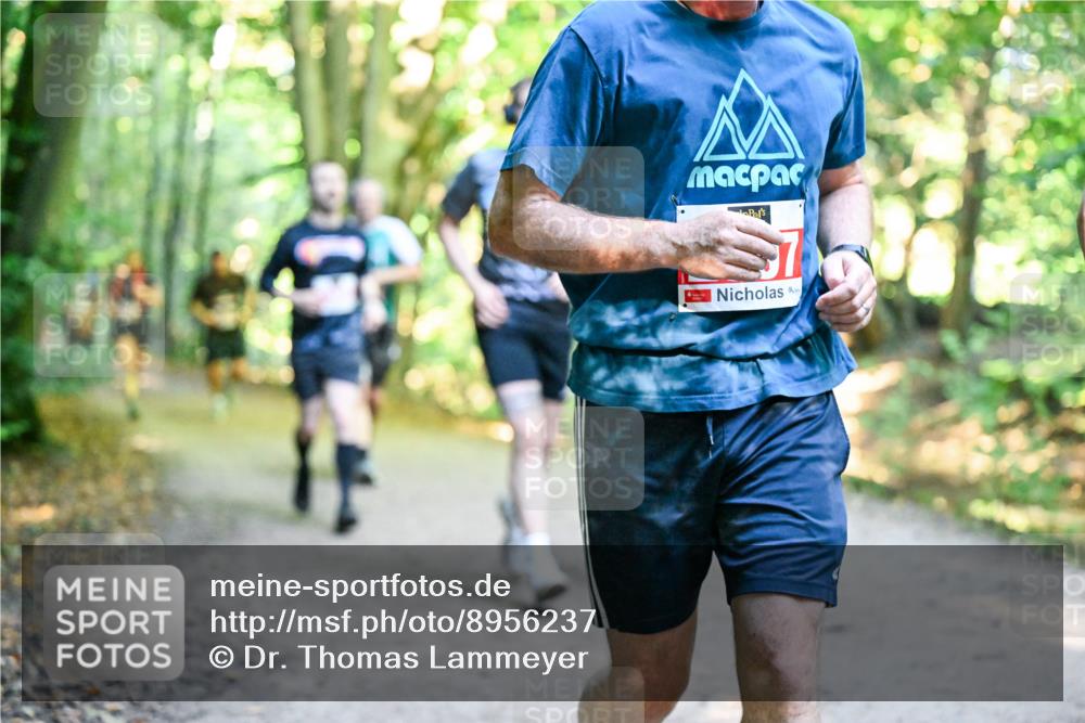 28.09.2025 - 33. Volkslauf durch das schöne Alstertal Dr. Thomas Lammeyer http://msf.ph/oto/8956237 28.09.2025 10:44:11 Laufen  meine-sportfotos.de
