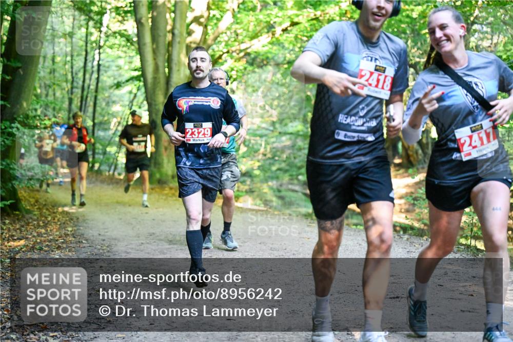 28.09.2025 - 33. Volkslauf durch das schöne Alstertal Dr. Thomas Lammeyer http://msf.ph/oto/8956242 28.09.2025 10:44:12 Laufen 2418, 2329, 2417, 444 meine-sportfotos.de
