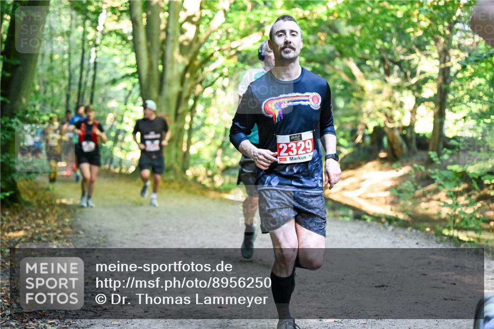 28.09.2025 - 33. Volkslauf durch das schöne Alstertal Dr. Thomas Lammeyer http://msf.ph/oto/8956250 28.09.2025 10:44:13 Laufen 2329 meine-sportfotos.de