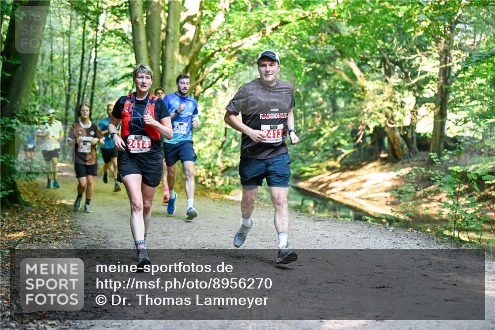 28.09.2025 - 33. Volkslauf durch das schöne Alstertal Dr. Thomas Lammeyer http://msf.ph/oto/8956270 28.09.2025 10:44:15 Laufen 2369, 2414, 3413 meine-sportfotos.de