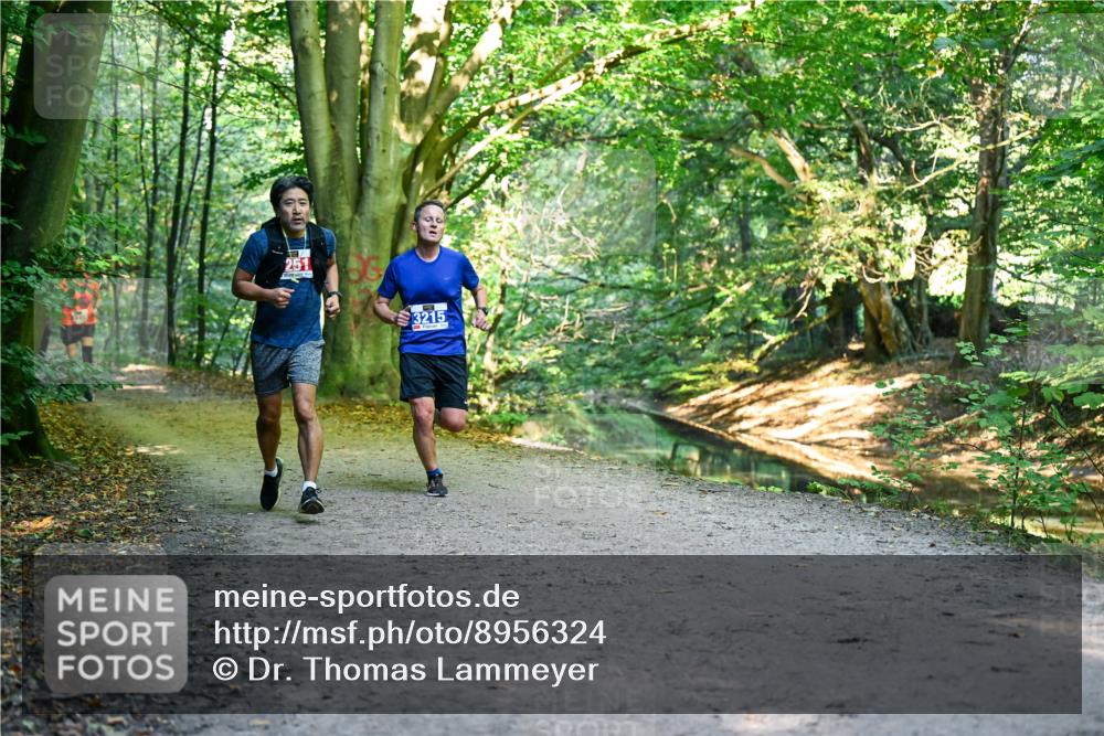 28.09.2025 - 33. Volkslauf durch das schöne Alstertal Dr. Thomas Lammeyer http://msf.ph/oto/8956324 28.09.2025 10:44:32 Laufen 251, 3215 meine-sportfotos.de