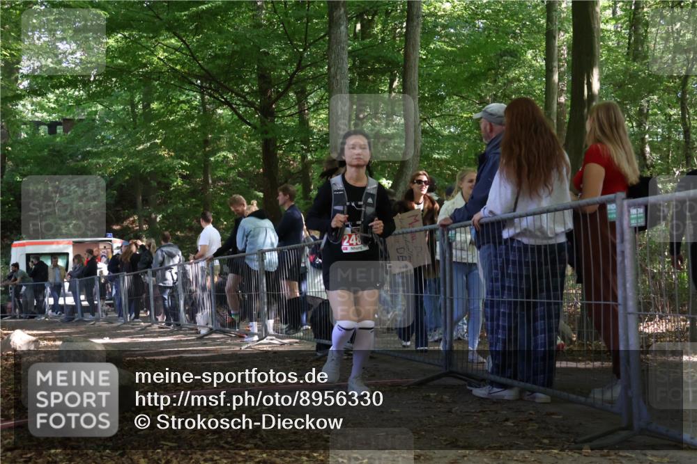 28.09.2025 - 33. Volkslauf durch das schöne Alstertal Strokosch-Dieckow http://msf.ph/oto/8956330 28.09.2025 12:51:31 Ziel 2488 meine-sportfotos.de
