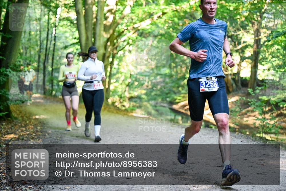 28.09.2025 - 33. Volkslauf durch das schöne Alstertal Dr. Thomas Lammeyer http://msf.ph/oto/8956383 28.09.2025 10:44:46 Laufen 3256 meine-sportfotos.de