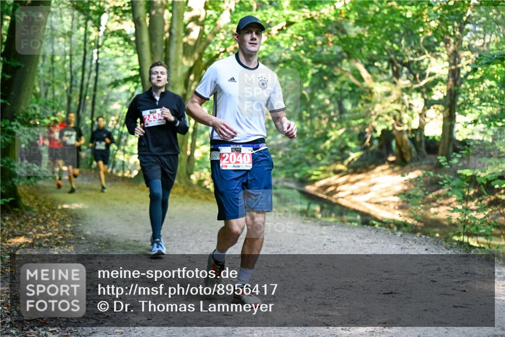 28.09.2025 - 33. Volkslauf durch das schöne Alstertal Dr. Thomas Lammeyer http://msf.ph/oto/8956417 28.09.2025 10:44:53 Laufen 2434, 2040 meine-sportfotos.de