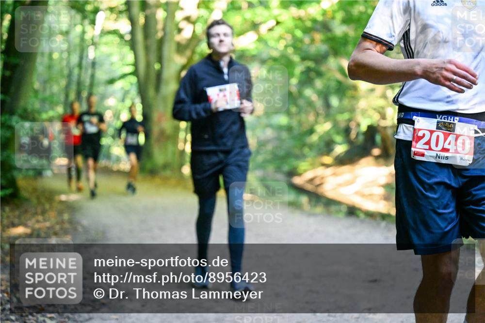 28.09.2025 - 33. Volkslauf durch das schöne Alstertal Dr. Thomas Lammeyer http://msf.ph/oto/8956423 28.09.2025 10:44:55 Laufen 2040 meine-sportfotos.de