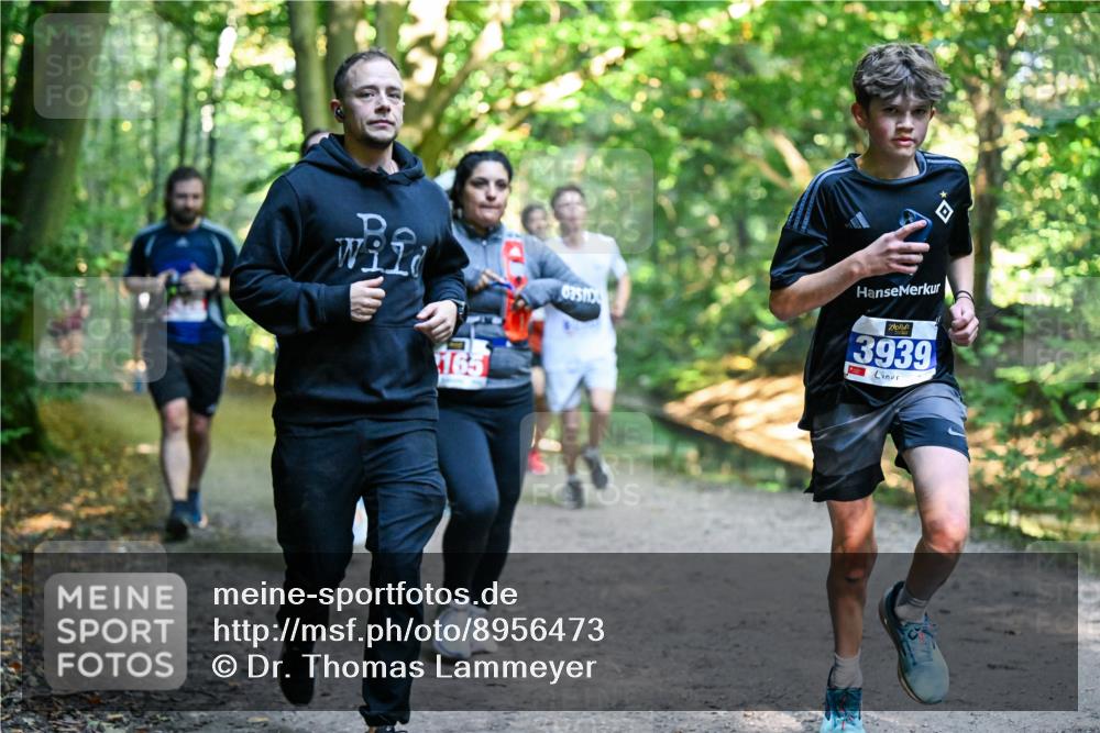 28.09.2025 - 33. Volkslauf durch das schöne Alstertal Dr. Thomas Lammeyer http://msf.ph/oto/8956473 28.09.2025 10:45:03 Laufen 0751, 3939 meine-sportfotos.de
