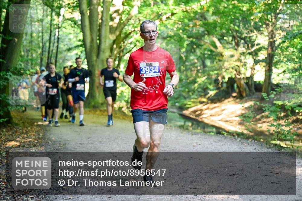 28.09.2025 - 33. Volkslauf durch das schöne Alstertal Dr. Thomas Lammeyer http://msf.ph/oto/8956547 28.09.2025 10:45:15 Laufen 3934, 20 meine-sportfotos.de