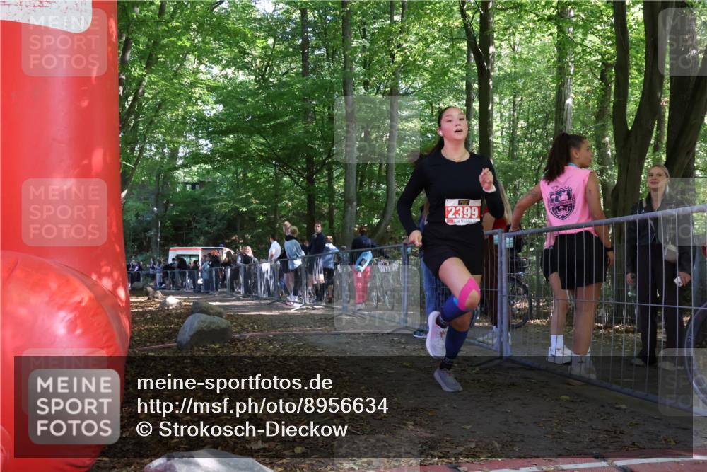 28.09.2025 - 33. Volkslauf durch das schöne Alstertal Strokosch-Dieckow http://msf.ph/oto/8956634 28.09.2025 12:52:55 Ziel 2399 meine-sportfotos.de