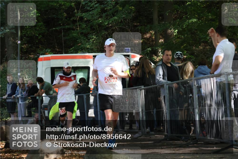 28.09.2025 - 33. Volkslauf durch das schöne Alstertal Strokosch-Dieckow http://msf.ph/oto/8956642 28.09.2025 12:53:06 Ziel 2067, 2510 meine-sportfotos.de